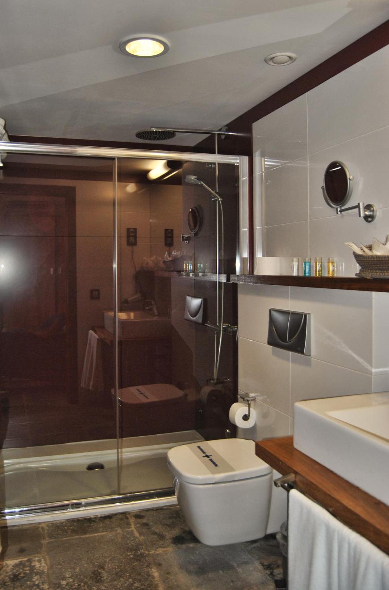 Triple Room,1207446034:JPEG